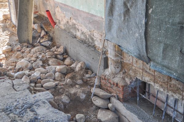 Structural Underpinning in Battle Ground